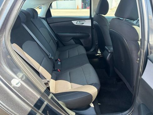 Used 2024 Kia Forte LXS FWD image 14