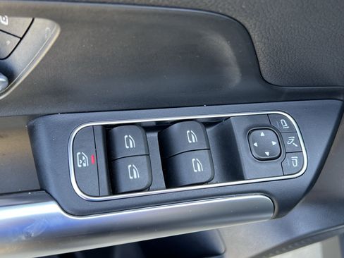 Certified 2025 Mercedes-Benz GLA 250 image 15