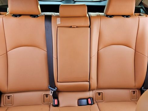 Used 2019 Lexus UX 250h 250h Luxury image 12