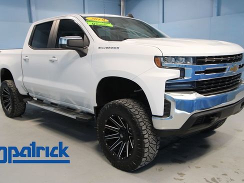 Used 2019 Chevrolet Silverado 1500 LT w/ All-Star Edition AWD/4WD image 1
