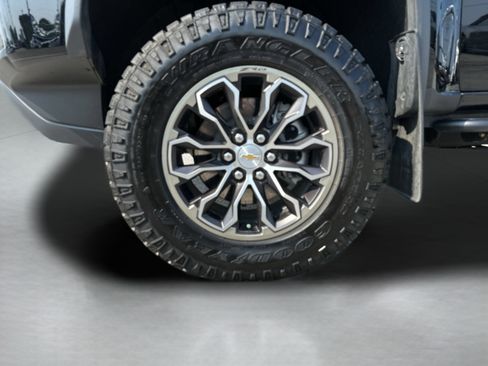 Used 2022 Chevrolet Colorado ZR2 AWD/4WD image 28