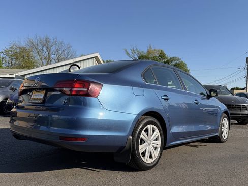 Used 2017 Volkswagen Jetta S FWD image 4