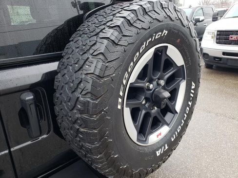 Used 2021 Jeep Wrangler Unlimited Rubicon image 37