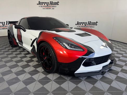 Used 2019 Chevrolet Corvette Stingray Coupe w/ 1LT RWD image 6