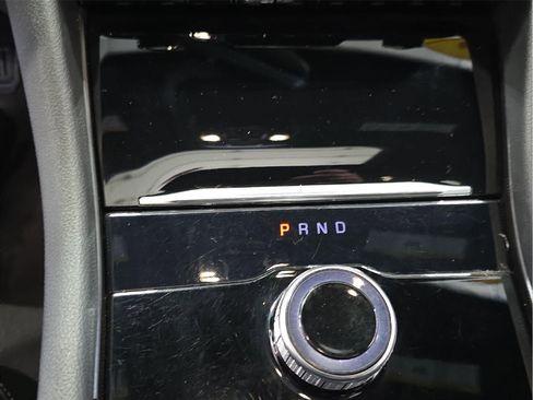 Used 2024 Jeep Grand Cherokee Altitude AWD/4WD image 13