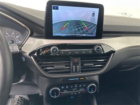 Used 2022 Ford Escape SEL image 31