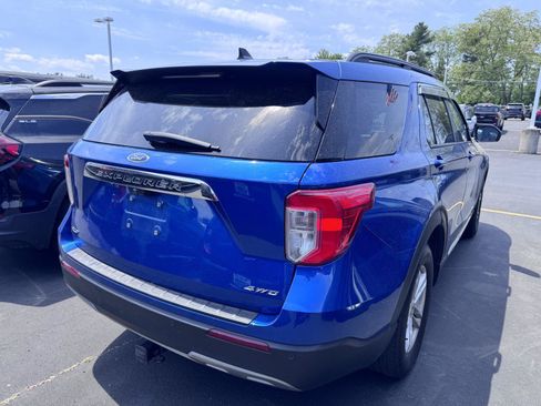 Used 2021 Ford Explorer XLT w/ Equipment Group 202A AWD/4WD image 4