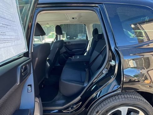 Used 2018 Subaru Forester 2.5i Premium AWD/4WD image 19