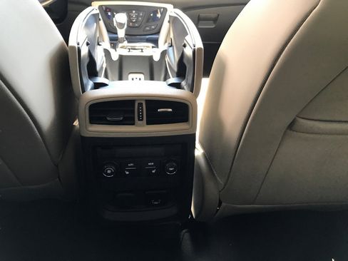 Used 2017 Buick Envision Essence FWD image 12