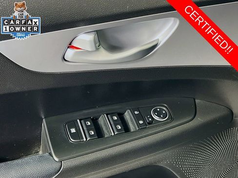 Certified 2023 Kia Forte LXS FWD image 18