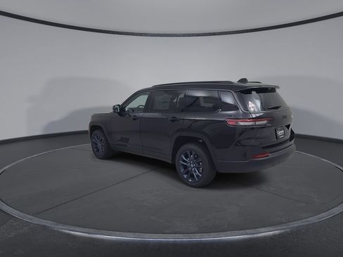 New 2026 Jeep Grand Cherokee L Limited AWD/4WD image 11