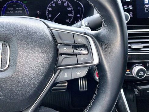 Used 2022 Honda Accord Sport image 21