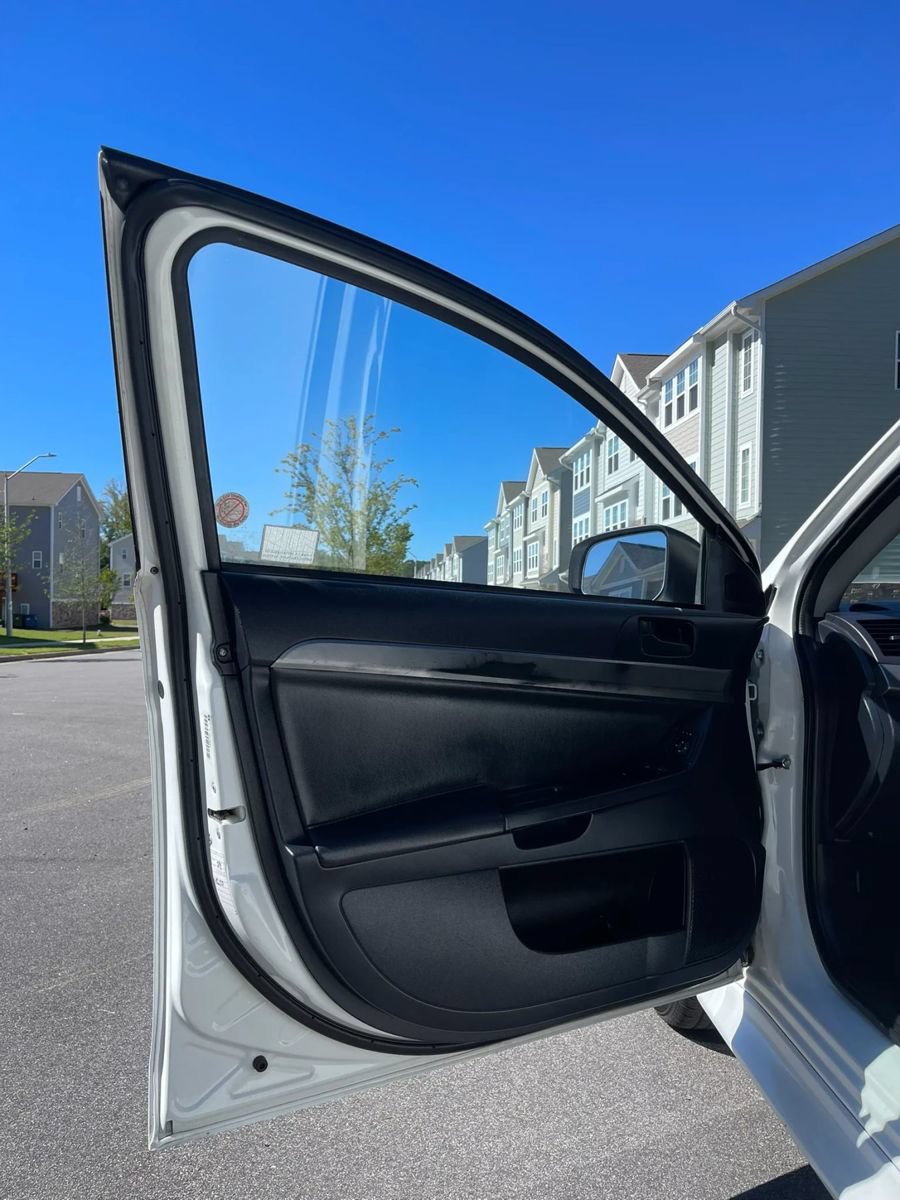 Used 2015 Mitsubishi Lancer ES FWD image 9