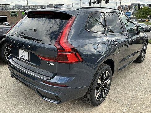 New 2026 Volvo XC60 T8 Plus w/ Climate Package AWD/4WD image 6
