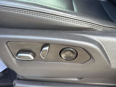 Used 2022 GMC Sierra 1500 Denali w/ Denali Reserve Package image 14