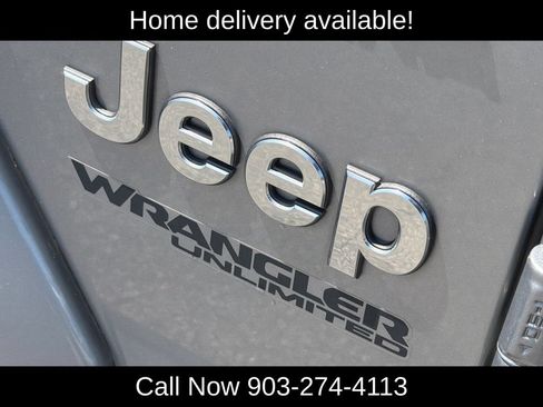 Used 2021 Jeep Wrangler Unlimited Sahara AWD/4WD image 13