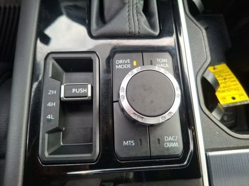 Used 2024 Toyota Tundra Platinum w/ TRD Off-Road Package AWD/4WD image 40