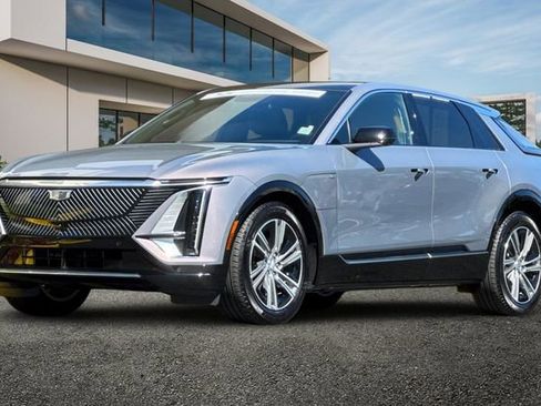 Certified 2024 Cadillac Lyriq Luxury image 8