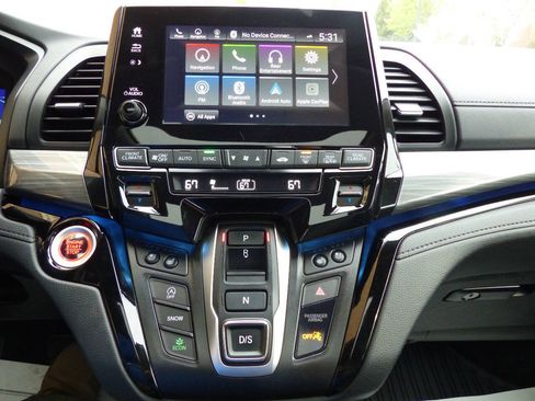 Used 2024 Honda Odyssey Elite image 50