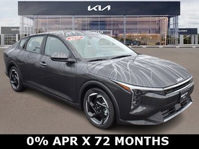 New 2025 Kia K4 EX