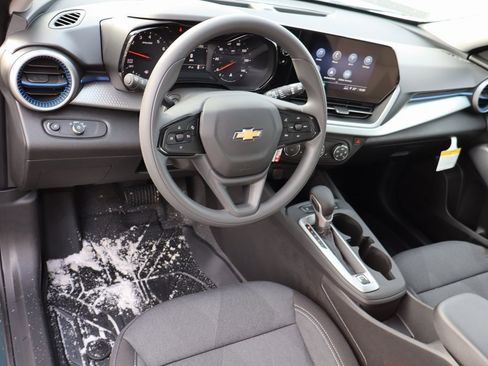 New 2026 Chevrolet Trax LS w/ LS Convenience Package image 5