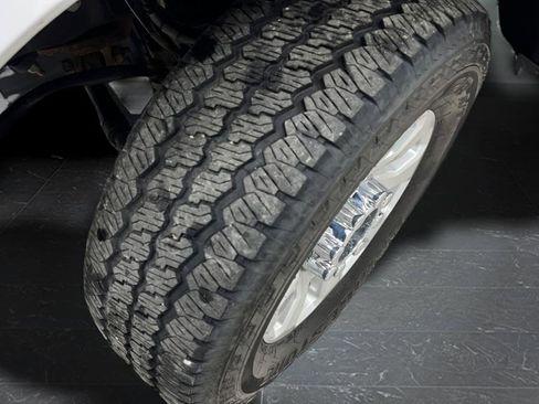 Used 2023 Ford F250 XLT image 33