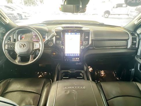 Used 2024 RAM 2500 Limited image 28