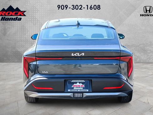 Used 2025 Kia K4 LXS image 5