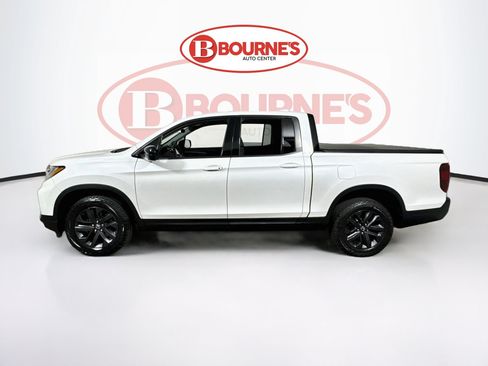Used 2023 Honda Ridgeline Sport image 5