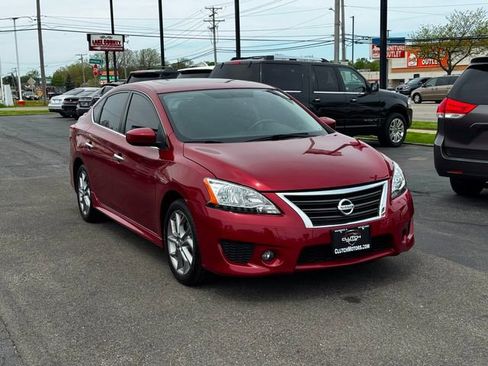 Used 2014 Nissan Sentra SR w/ Premium Package FWD image 3