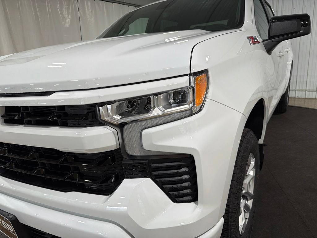 New 2026 Chevrolet Silverado 1500 RST AWD/4WD image 14
