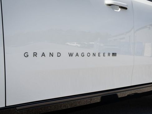New 2026 Jeep Grand Wagoneer Limited AWD/4WD image 13