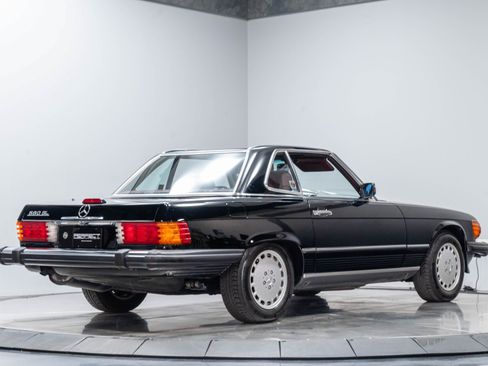 Used 1989 Mercedes-Benz 560 SL image 14