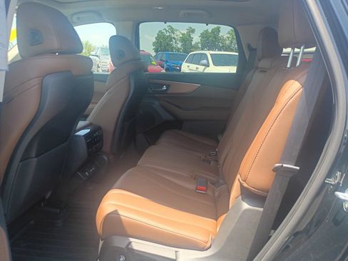 Used 2024 Acura MDX SH-AWD w/ Technology Package image 11