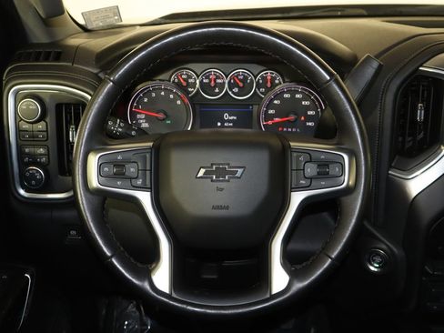 Used 2020 Chevrolet Silverado 1500 RST AWD/4WD image 7