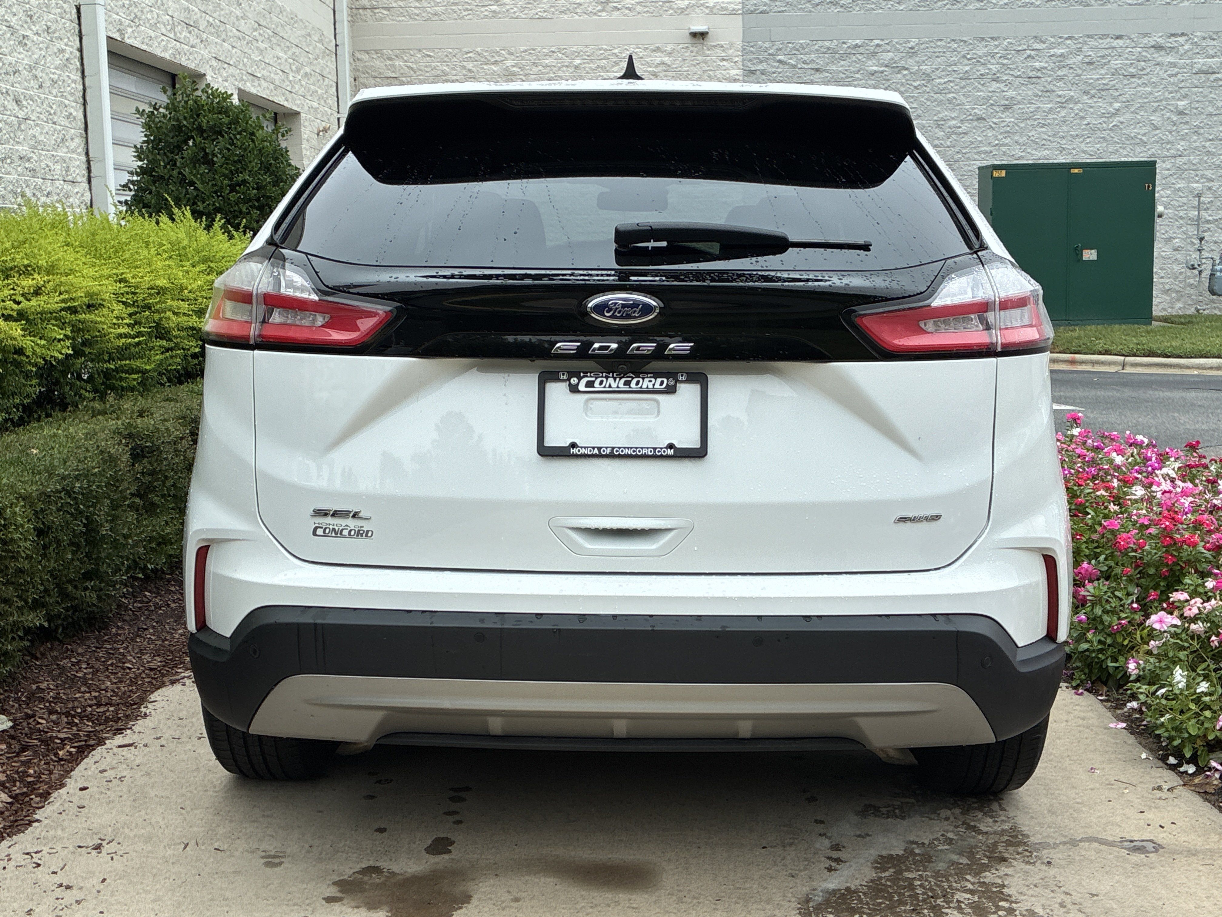 Used 2024 Ford Edge SEL AWD/4WD image 7