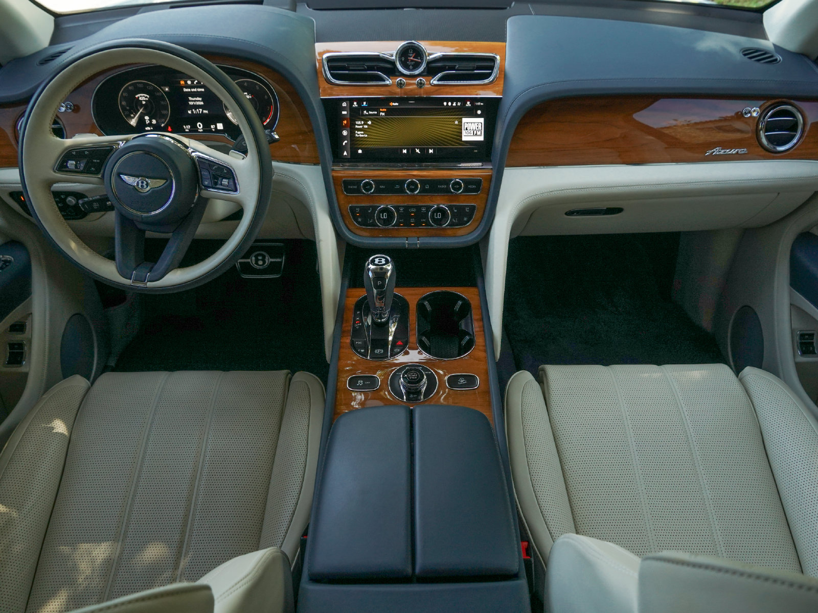 Certified 2023 Bentley Bentayga AWD/4WD image 12