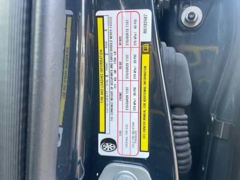 Used 2024 Jeep Wagoneer Series II w/ Flexible Seating Group AWD/4WD image 32