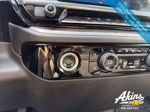 Used 2024 Chevrolet Silverado 1500 LT image 22