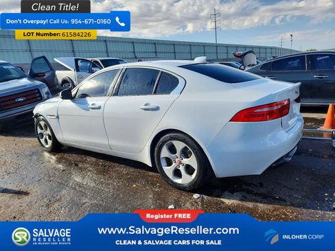 Used 2017 Jaguar XE RWD image 3