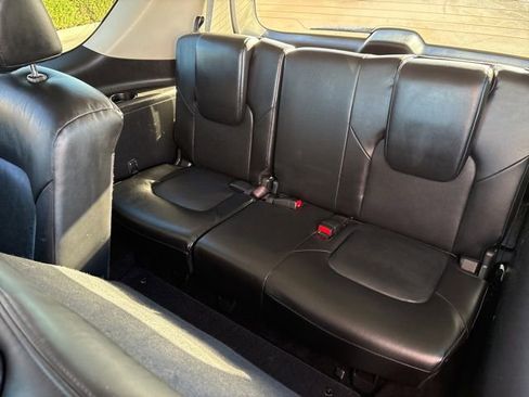 Used 2022 Nissan Armada SL AWD/4WD image 27