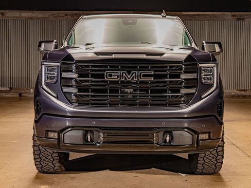 Used 2023 GMC Sierra 1500 Denali w/ Denali Reserve Package image 2