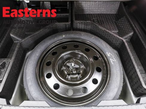 Used 2024 Ford Edge SEL image 22