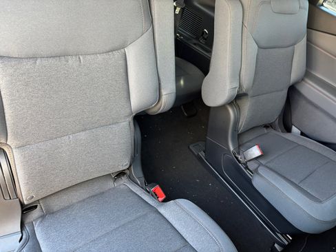 New 2026 Ford Explorer Active image 17