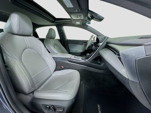 Used 2021 Toyota Avalon Limited w/ Advanced Safety Package image 29