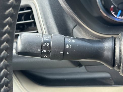 Used 2019 Subaru Ascent Limited image 36