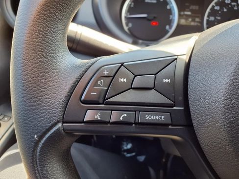 Used 2025 Nissan Kicks Play S FWD image 13