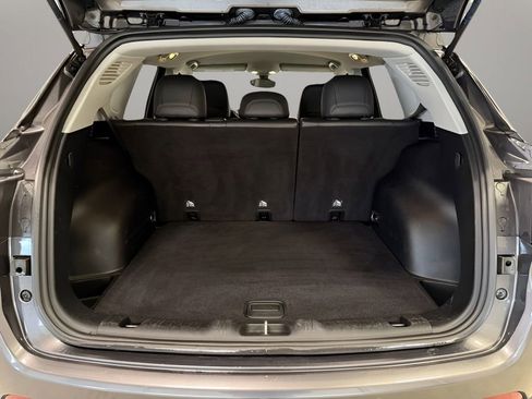 Used 2018 Jeep Compass Latitude w/ Safe & Security Group image 31