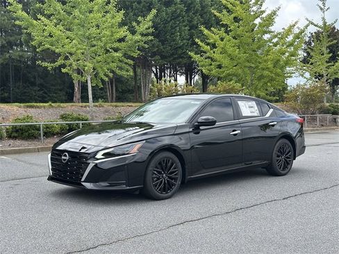 New 2025 Nissan Altima 2.5 SV w/ SV Special Edition Package image 3