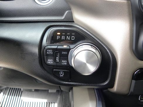 Used 2022 RAM 1500 Laramie AWD/4WD image 15